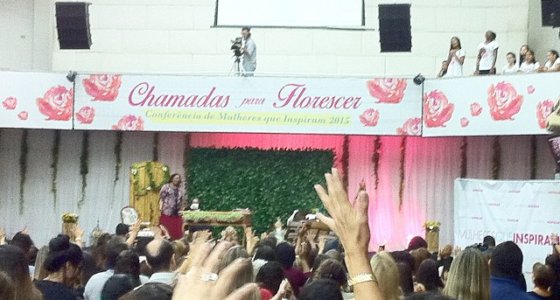 Make real | Maquiagem para ir ao culto